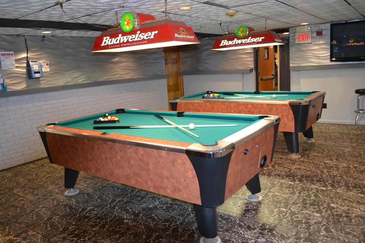 Rally Point Inn & Pub Foxborough Bagian luar foto