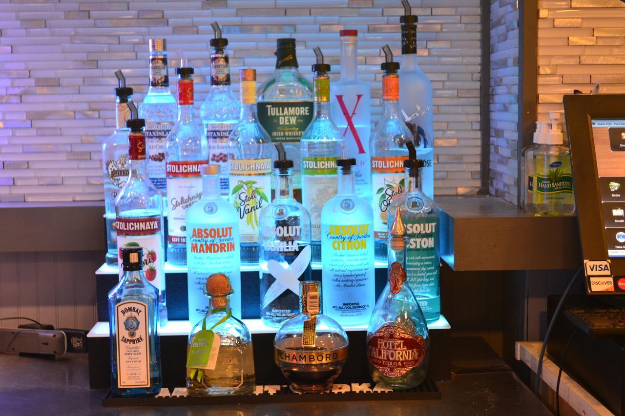 Rally Point Inn & Pub Foxborough Bagian luar foto