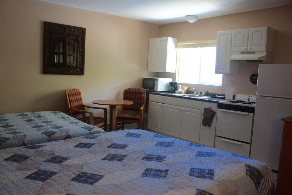 Rally Point Inn & Pub Foxborough Bagian luar foto